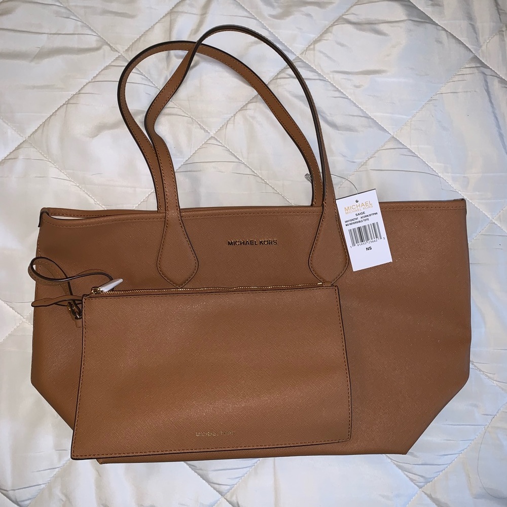 Michael Kors Saige MD Reversible Tote